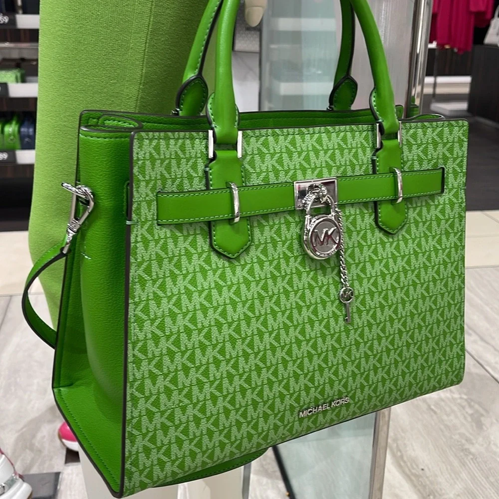 Michael Kors Hamilton Medium Signature Logo Satchel
Jungle Green 
NWT - Picture 14 of 16